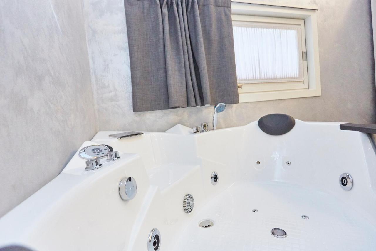 Hotel Lilla 3*